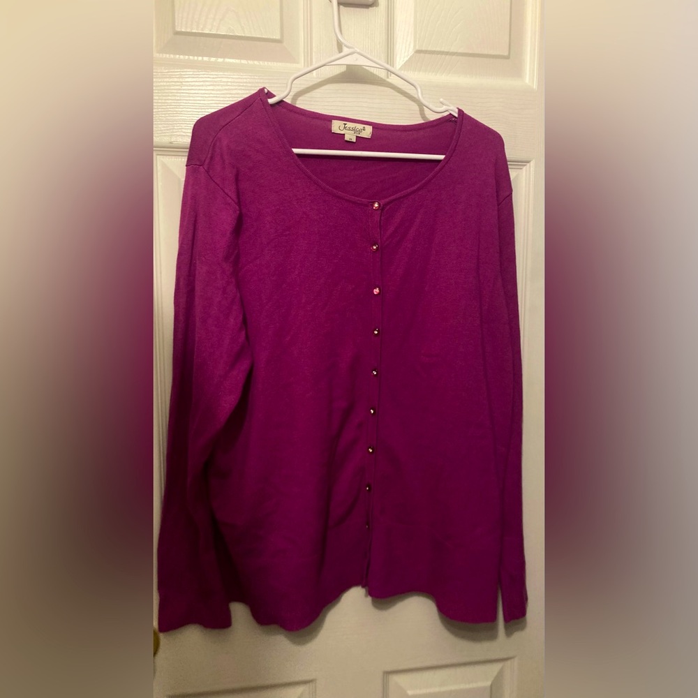Jessica fuchsia cardigan